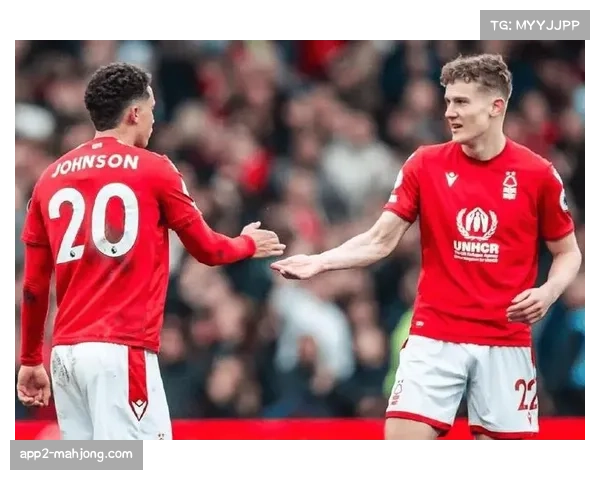 利兹联对阵诺丁汉森林，保级关键战平局概率高